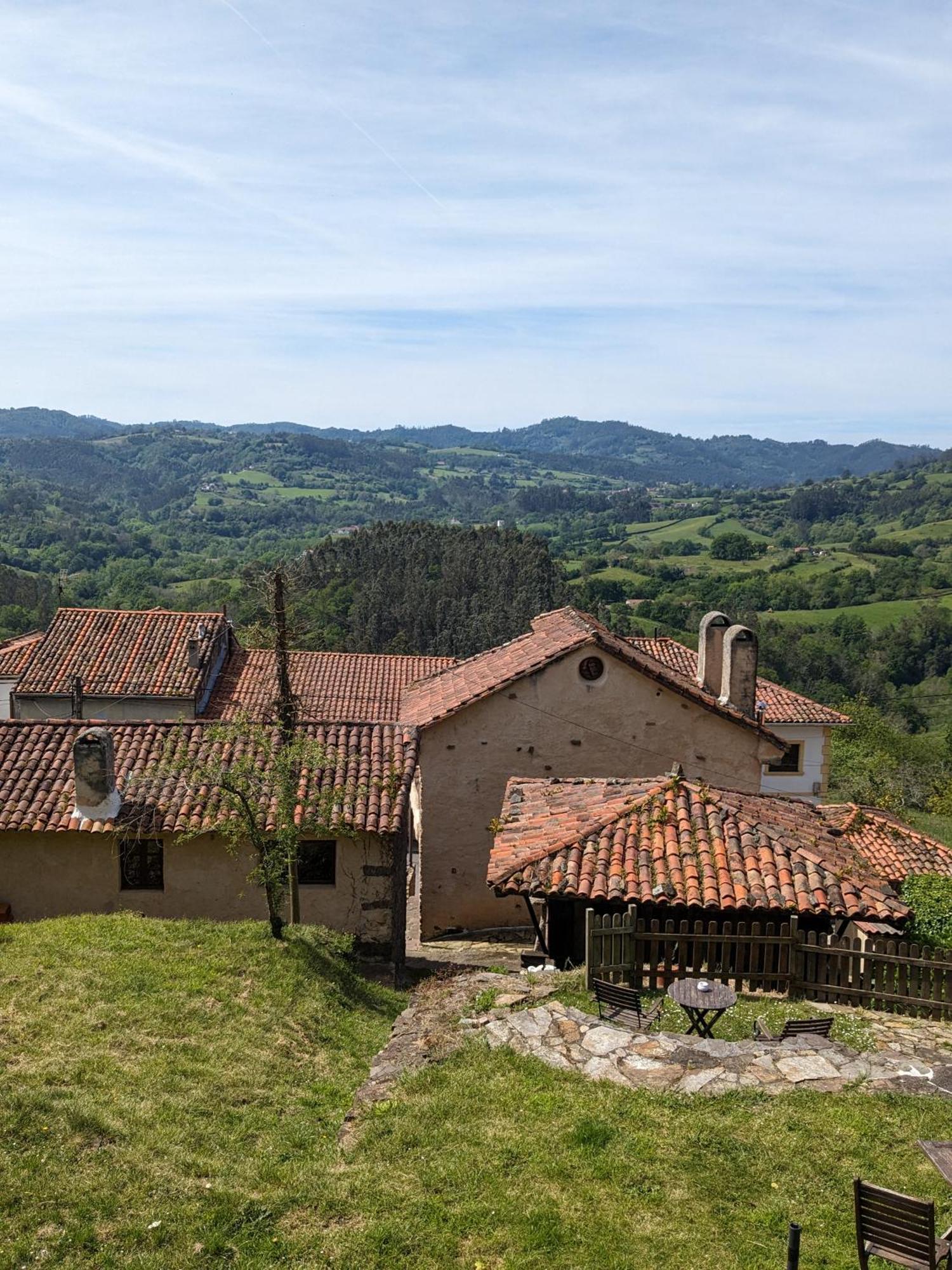 Las Casas De Isu Villaviciosa  Extérieur photo